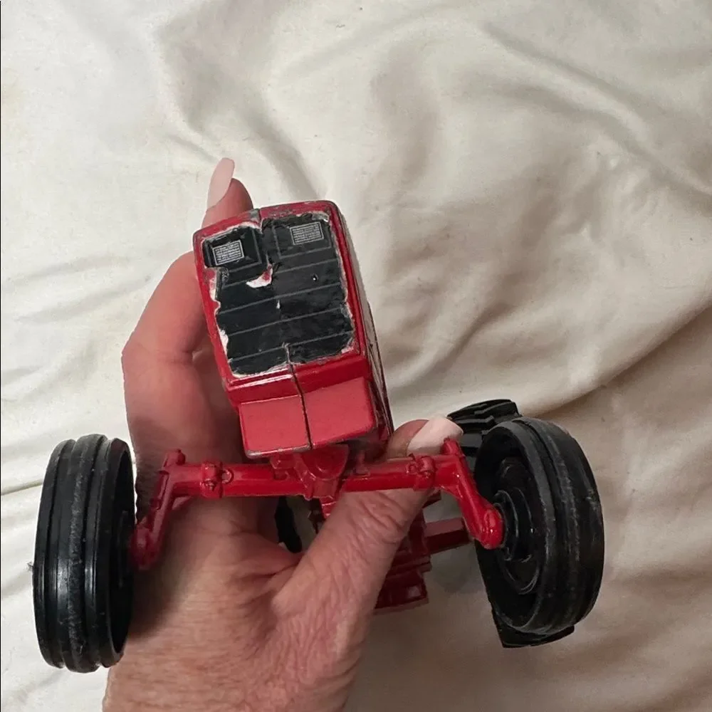 ERTL International Vintage 1984 Red Row Crop Toy Tractor.
